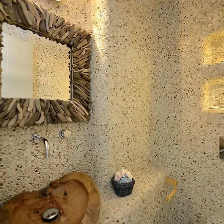 Daedalus - Luxe Hilltop Escape With Infinity Pool, Jacuzzi & Panoramic Sea Views Elia (Mykonos)