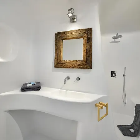 Daedalus - Luxe Hilltop Escape With Infinity Pool, Jacuzzi & Panoramic Sea Views