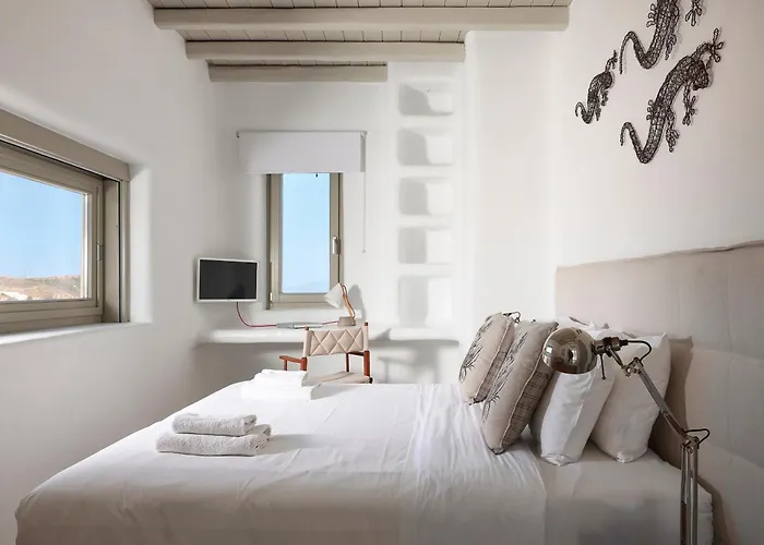 Daedalus - Luxe Hilltop Escape With Infinity Pool, Jacuzzi & Panoramic Sea Views Βίλα