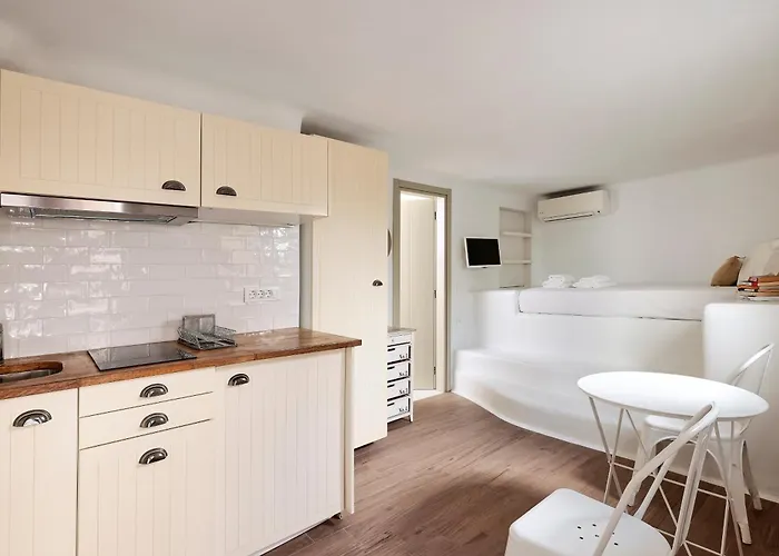 Βίλα Daedalus - Luxe Hilltop Escape With Infinity Pool, Jacuzzi & Panoramic Sea Views Ελιά