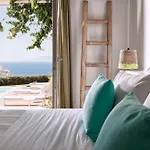 Daedalus - Luxe Hilltop Escape With Infinity Pool, Jacuzzi & Panoramic Sea Views *
