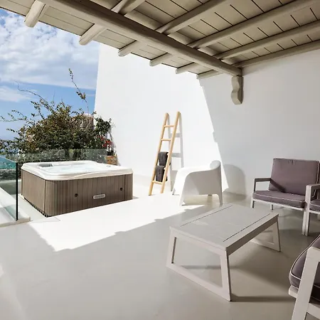 Daedalus - Luxe Hilltop Escape With Infinity Pool, Jacuzzi & Panoramic Sea Views